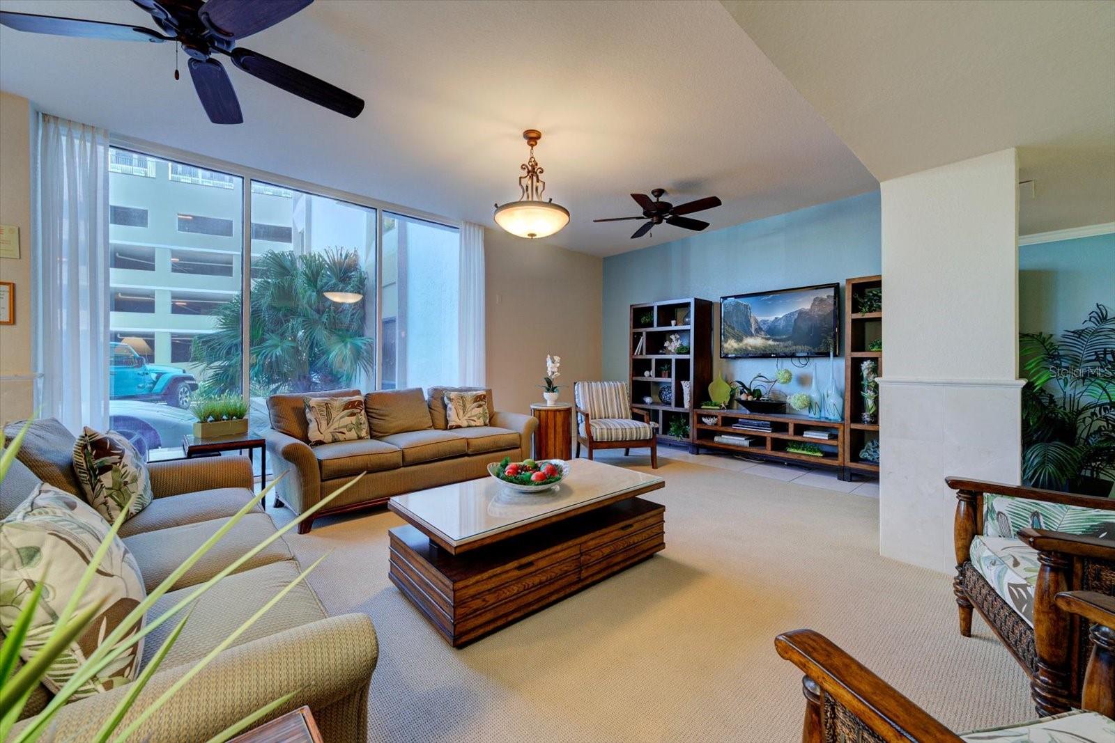 Image 29 of 36 For 440 Gulfview Boulevard 701
