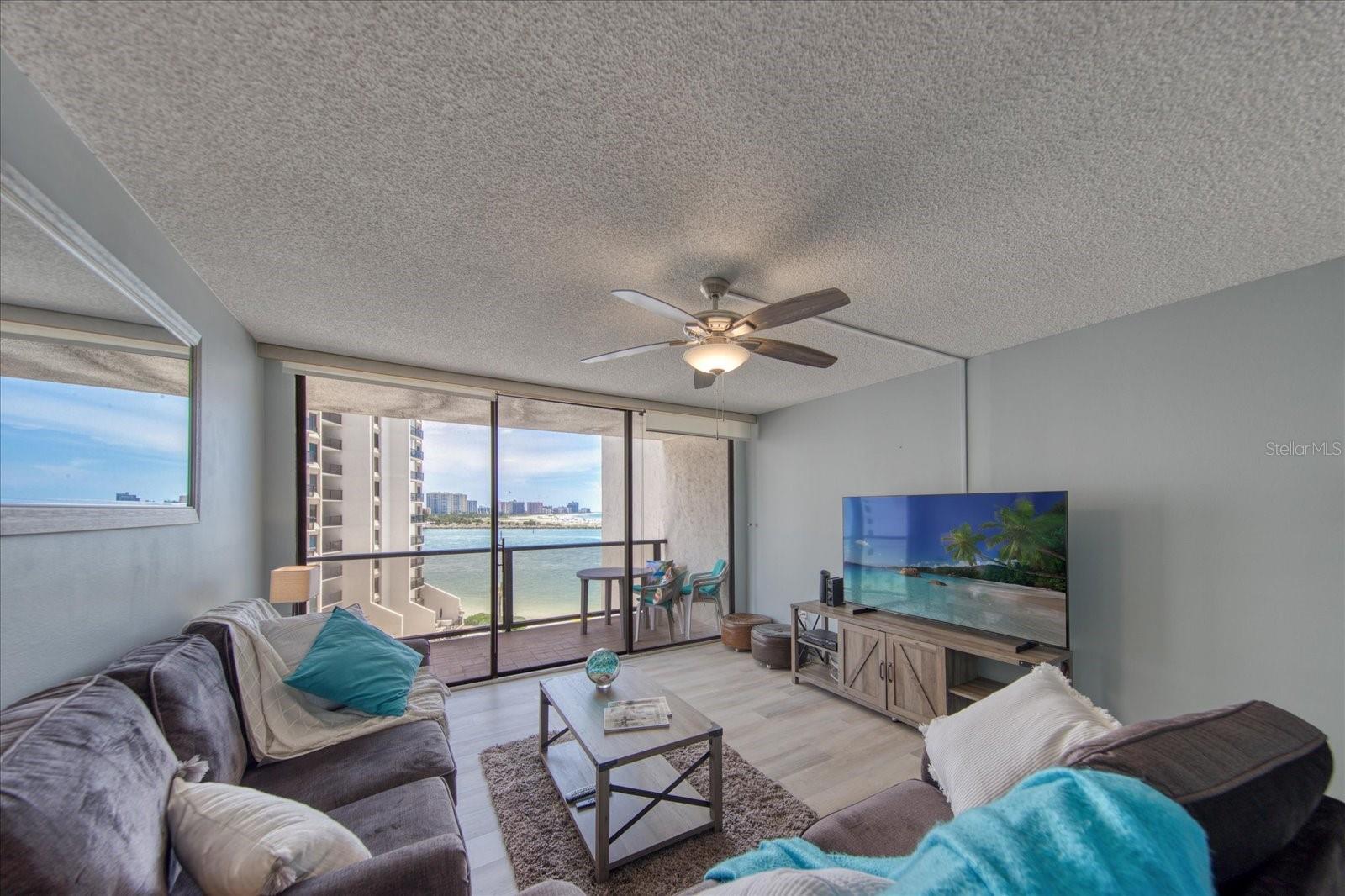 Image 5 of 36 For 440 Gulfview Boulevard 701