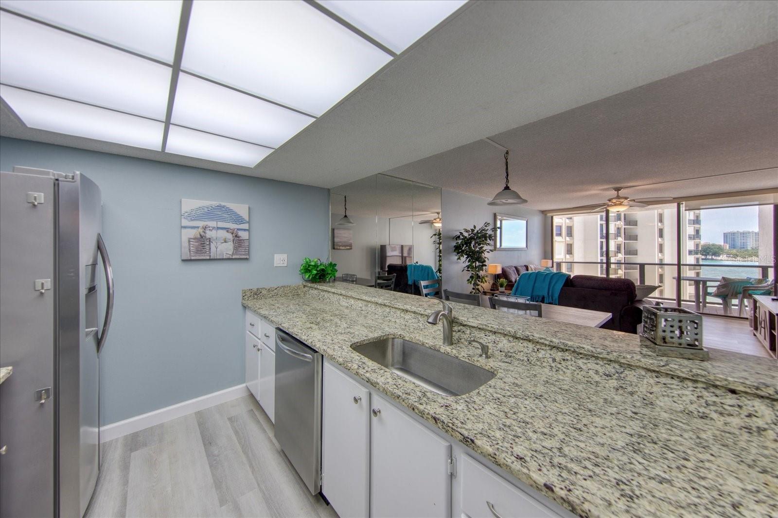 Image 9 of 36 For 440 Gulfview Boulevard 701