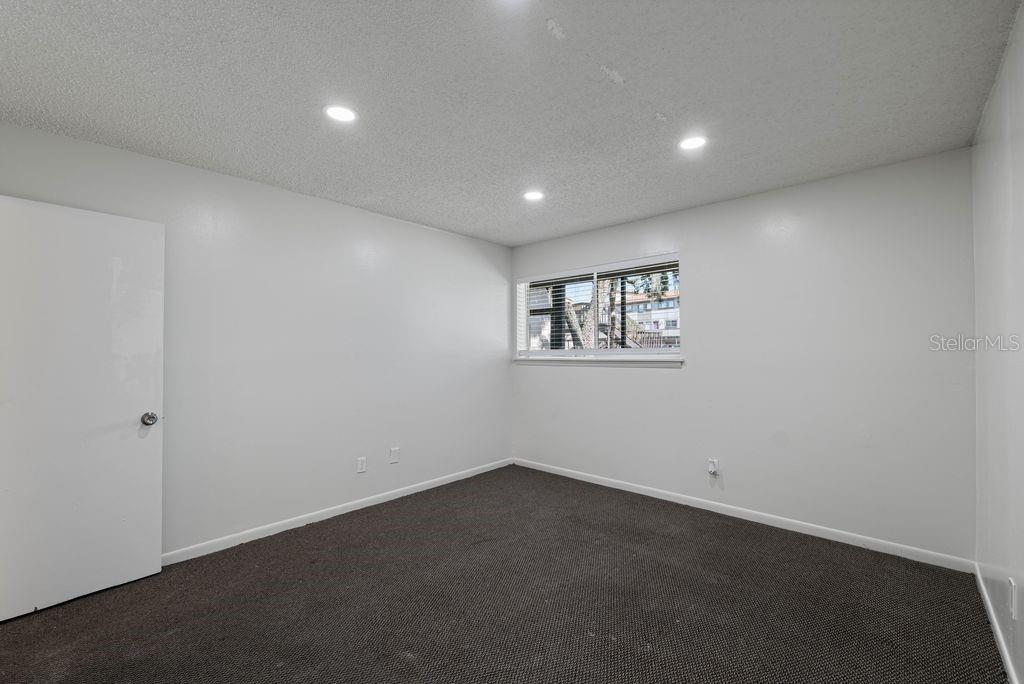 Image 10 of 29 For 6312 Newtown Circle 12a5