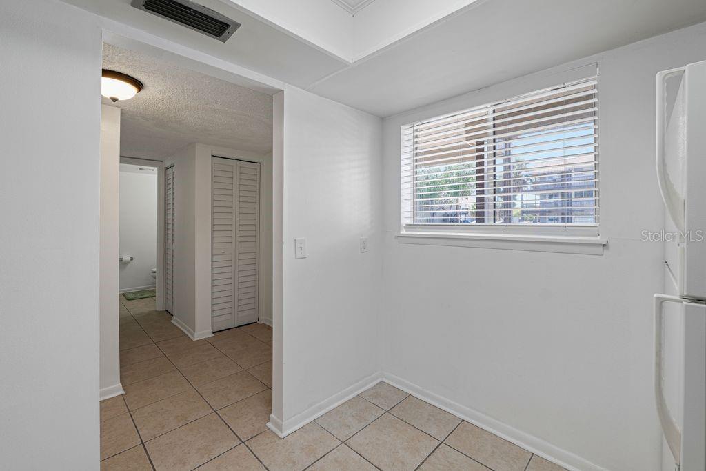 Image 5 of 29 For 6312 Newtown Circle 12a5
