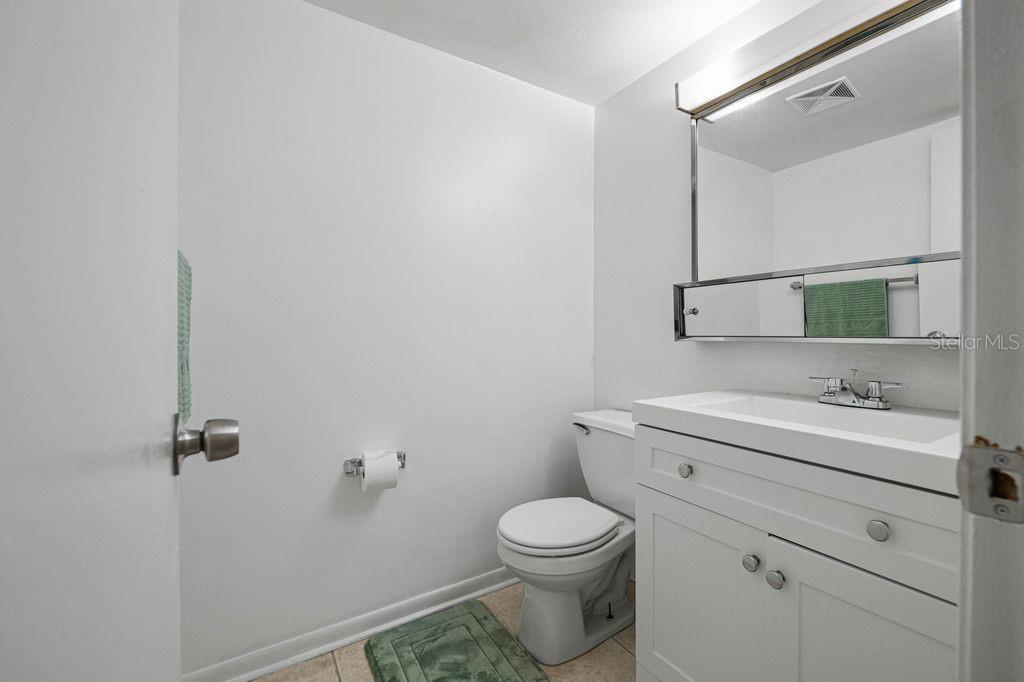 Image 6 of 29 For 6312 Newtown Circle 12a5