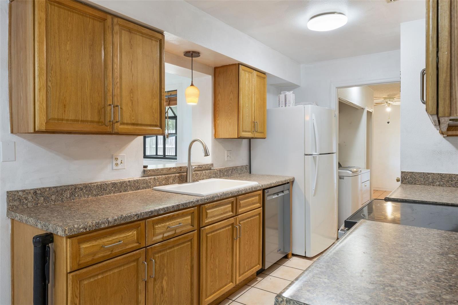 Image 3 of 27 For 1440 12th Street