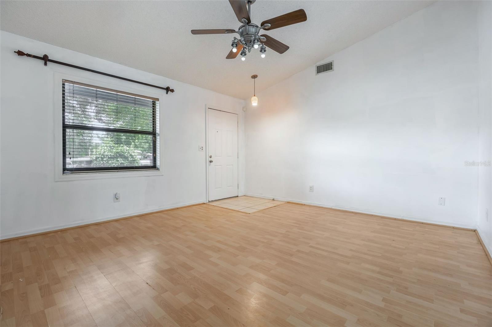Image 5 of 27 For 1440 12th Street