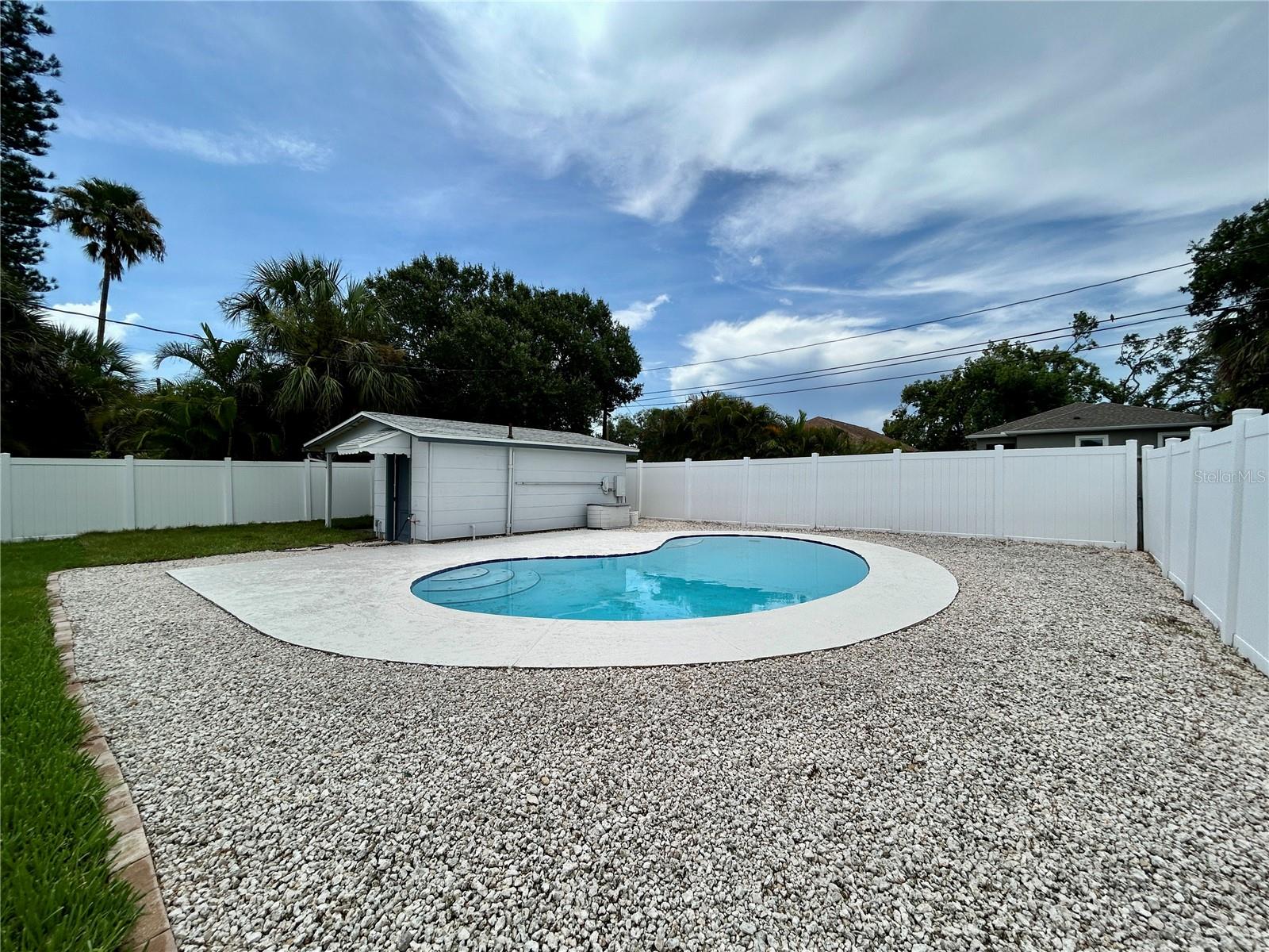Image 19 of 26 For 928 58th Avenue N