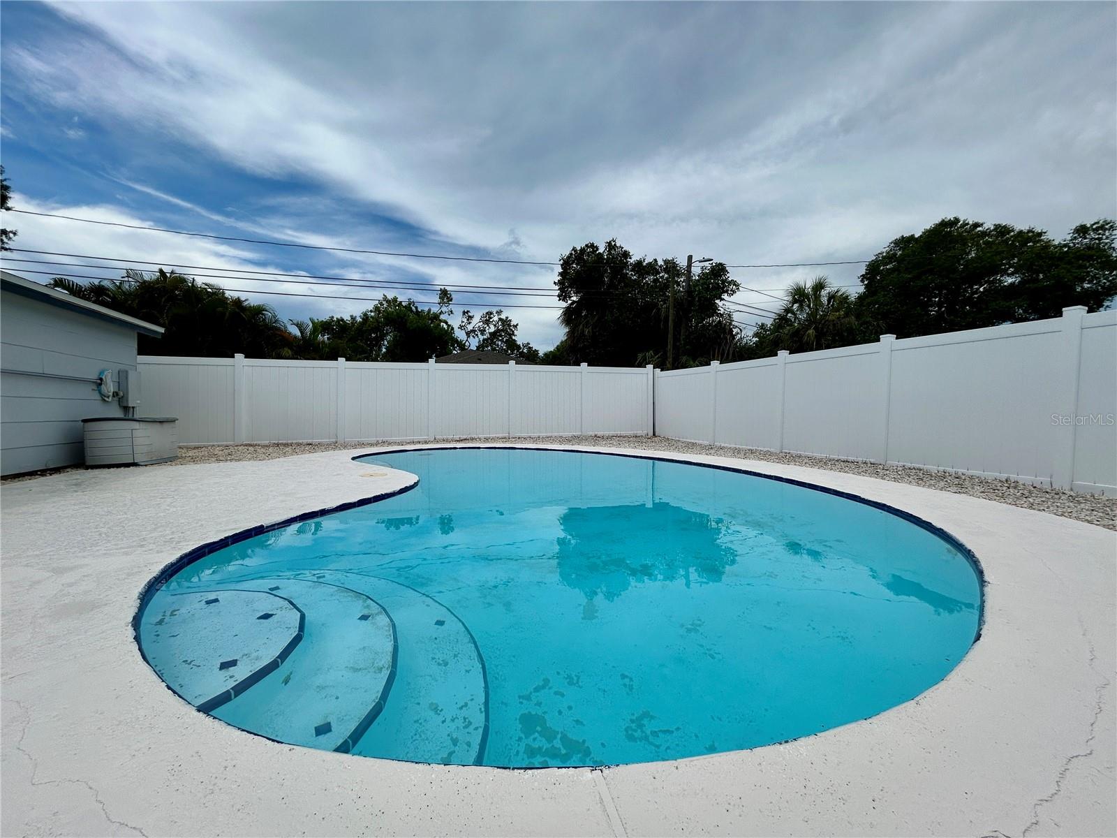 Image 22 of 26 For 928 58th Avenue N