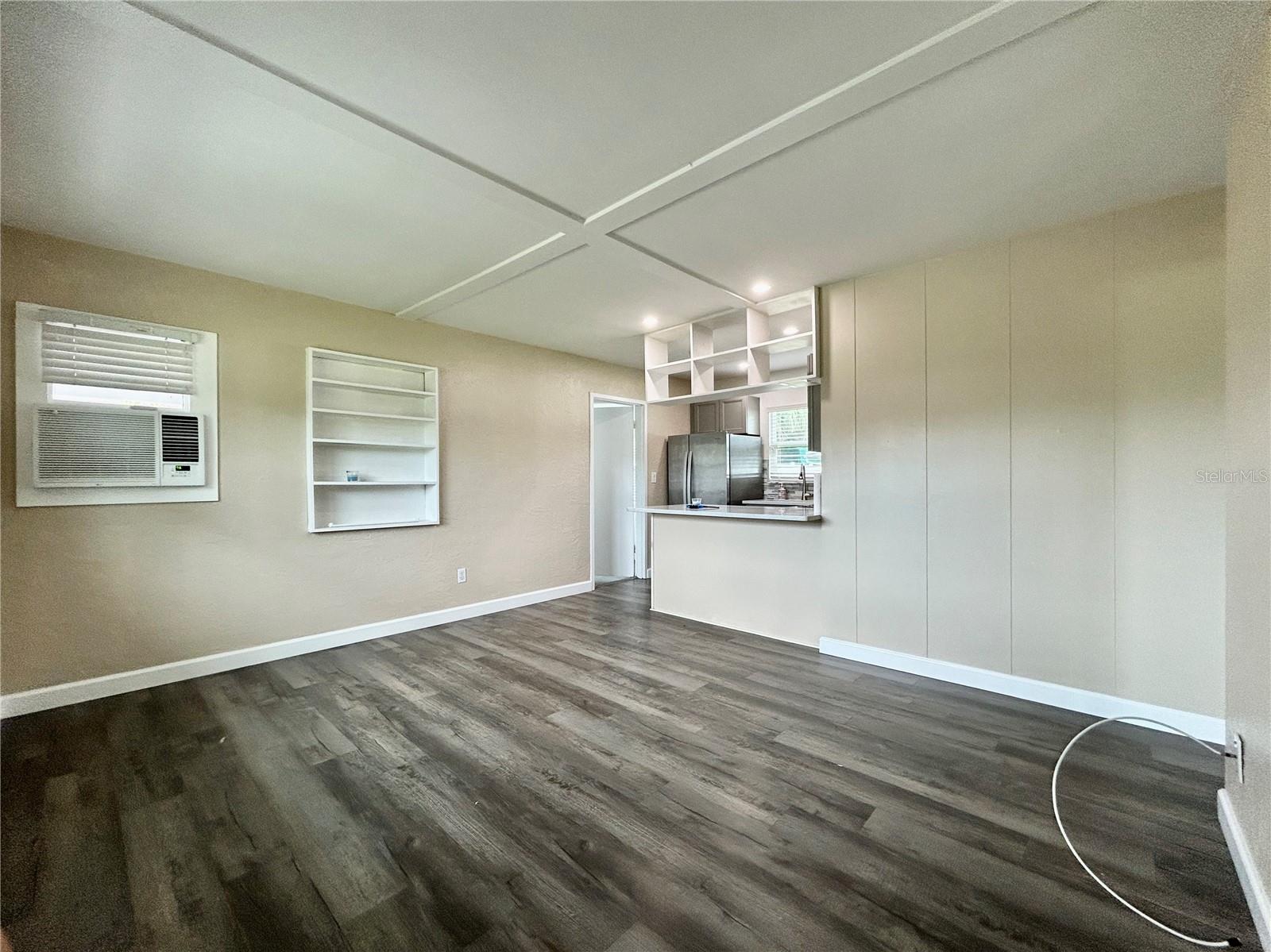 Image 3 of 26 For 928 58th Avenue N