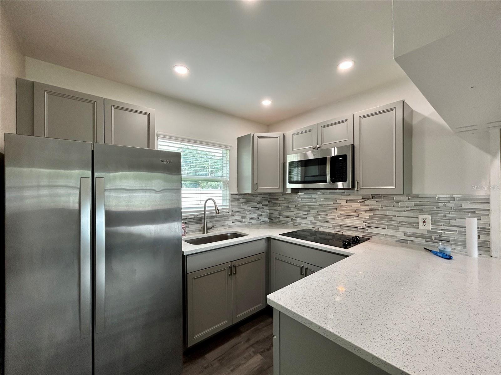 Image 6 of 26 For 928 58th Avenue N