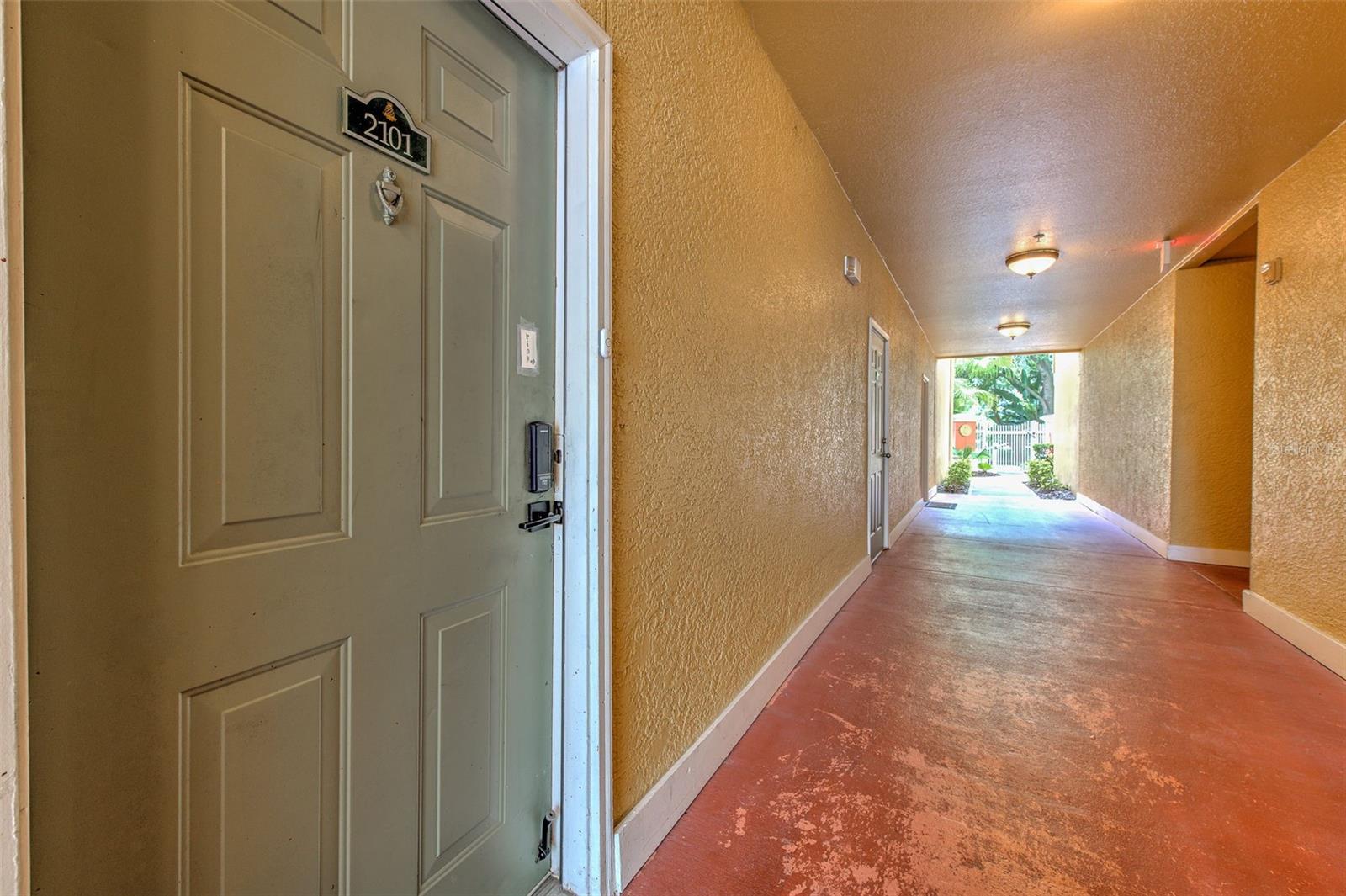 Details for 4207 Dale Mabry Highway 2101, TAMPA, FL 33611