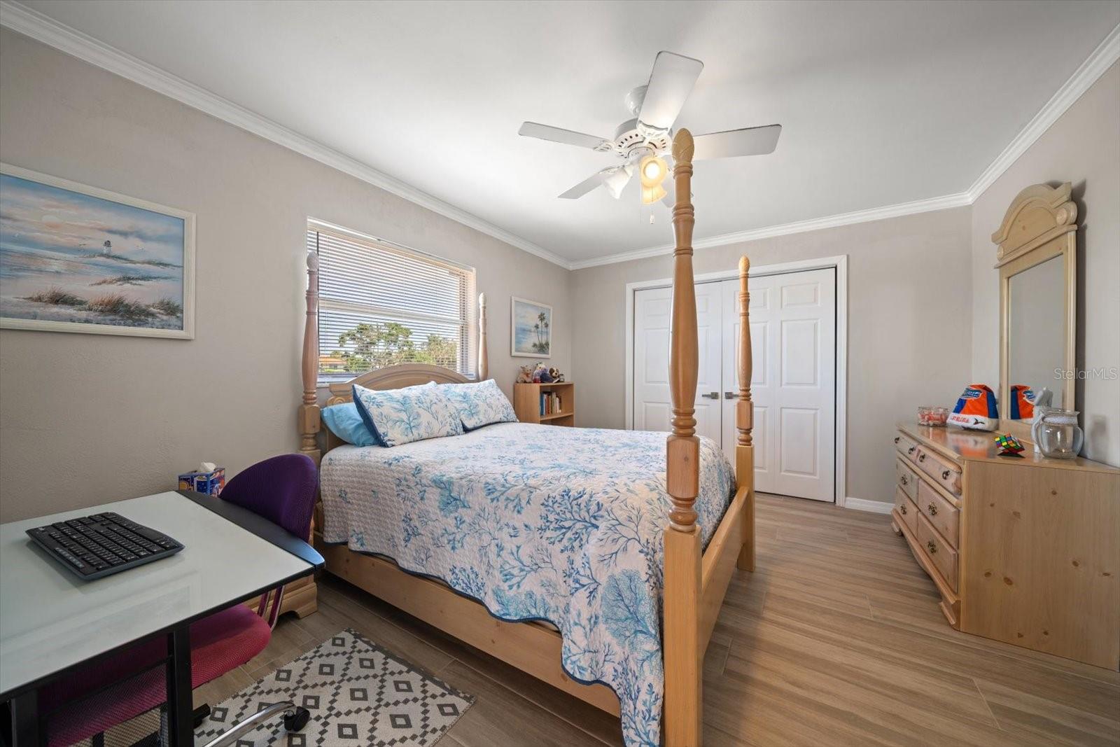 Listing photo id 17 for 4754 Overlook Drive Ne
