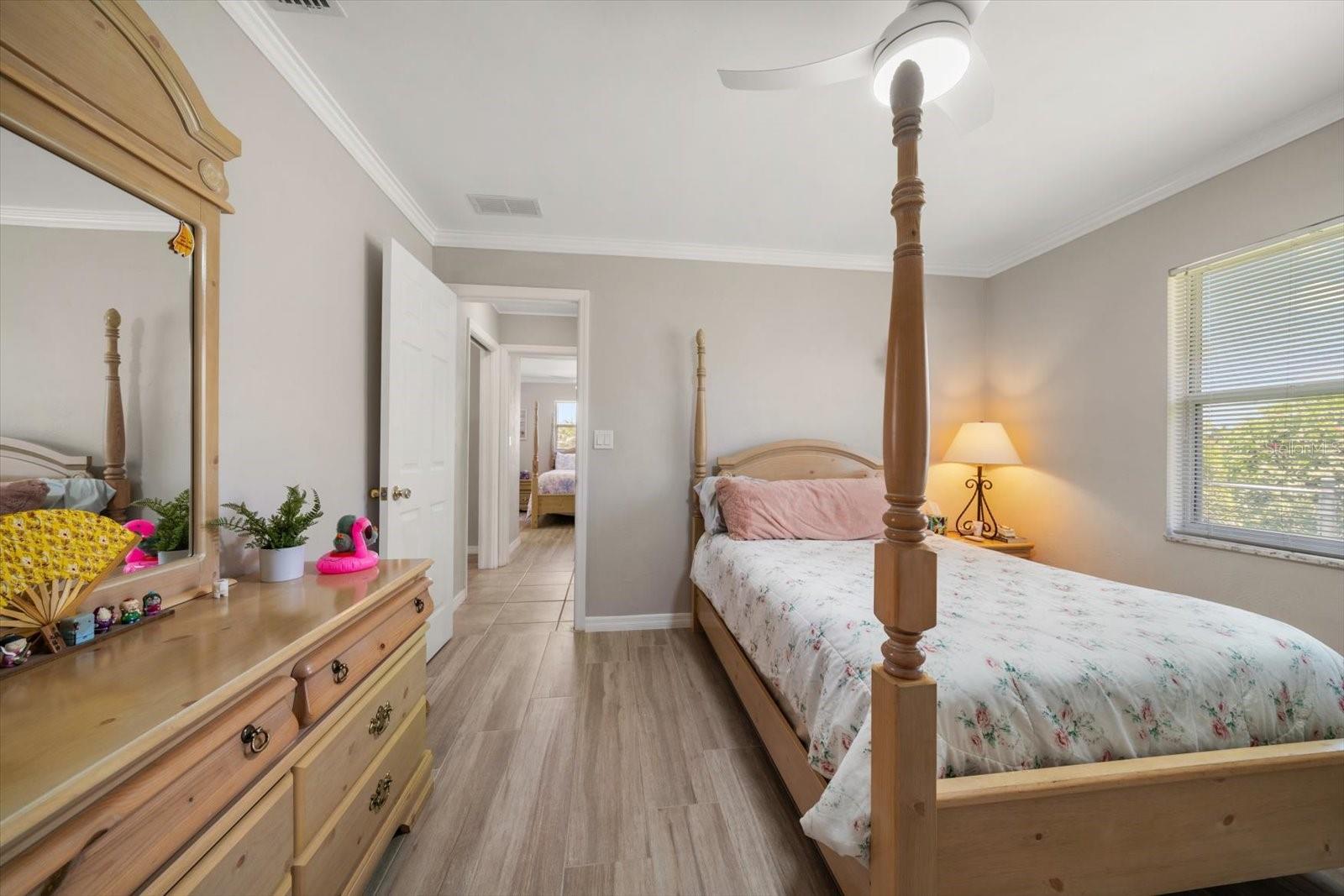 Listing photo id 20 for 4754 Overlook Drive Ne