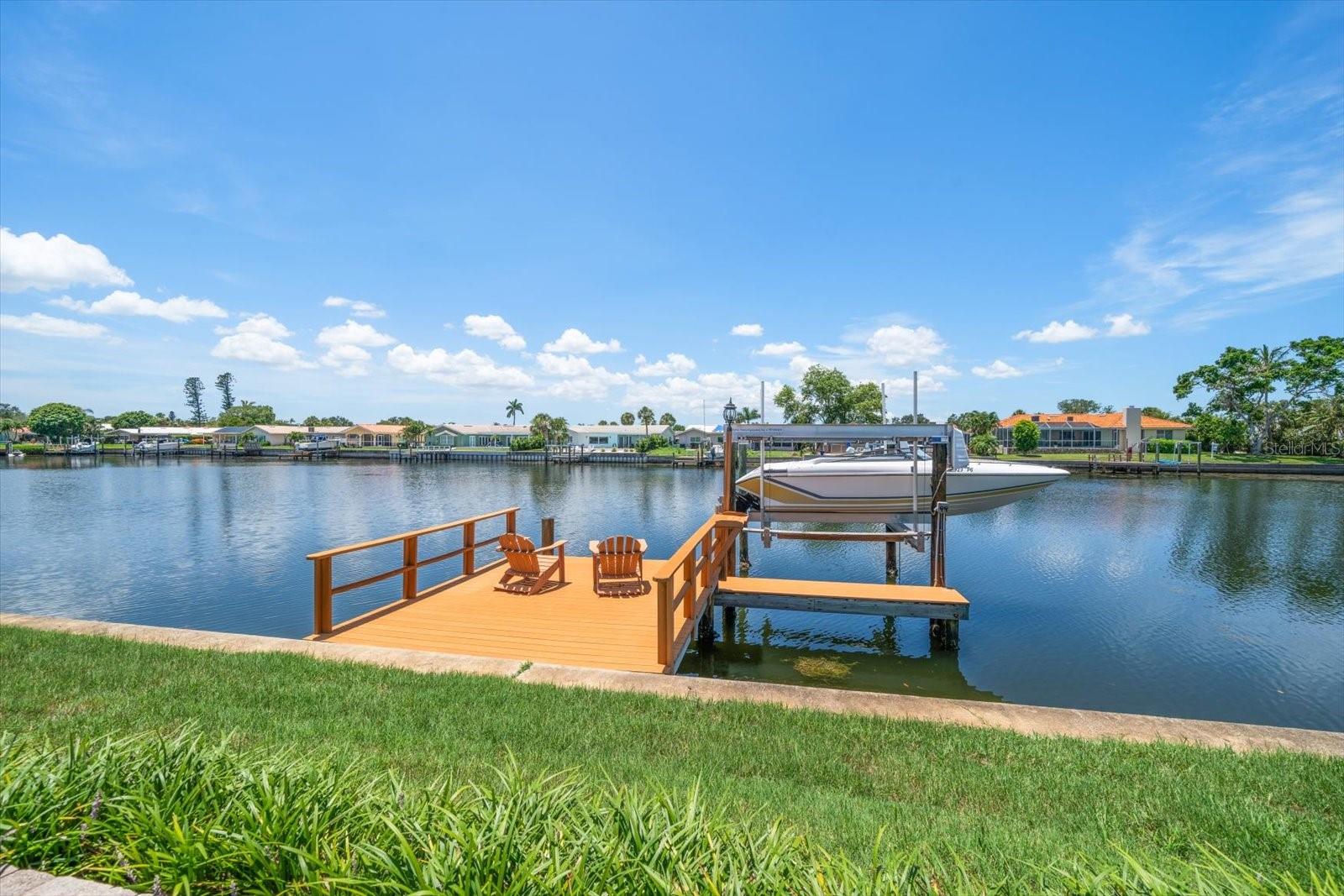 Listing photo id 33 for 4754 Overlook Drive Ne