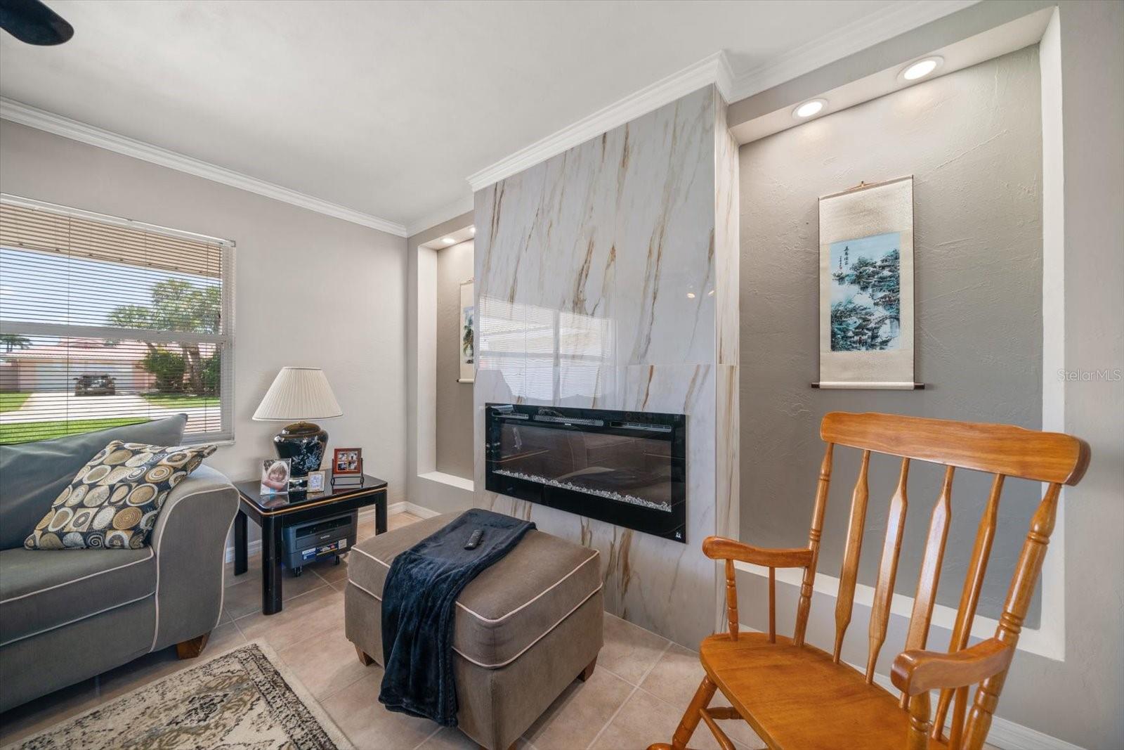 Listing photo id 4 for 4754 Overlook Drive Ne