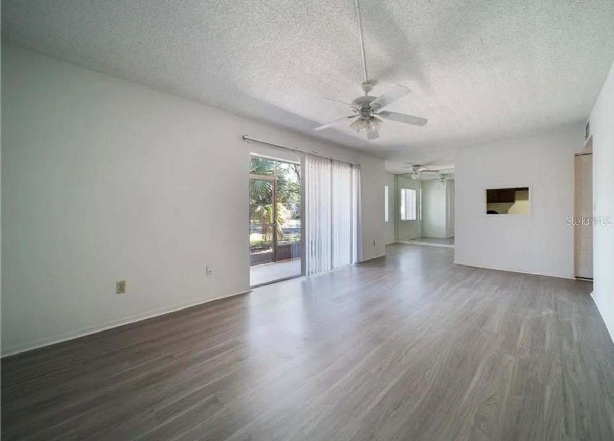 Image 9 of 15 For 5502 Pokeweed Court 157
