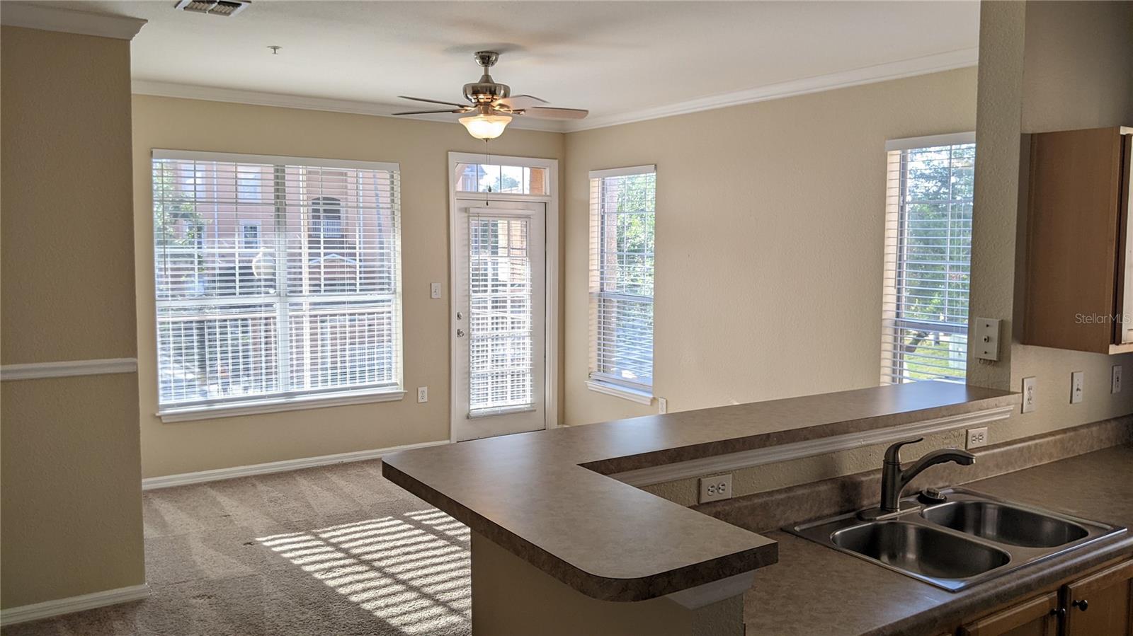 Image 4 of 46 For 5000 Culbreath Key Way 1-220