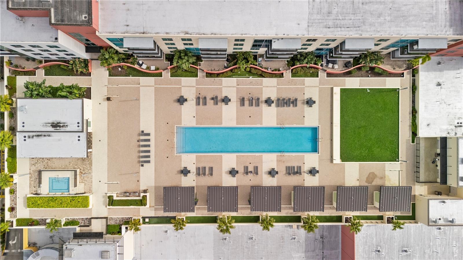 Image 3 of 52 For 1208 Kennedy Boulevard 912