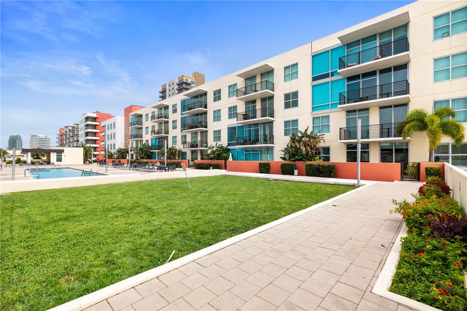 Image 50 of 52 For 1208 Kennedy Boulevard 912