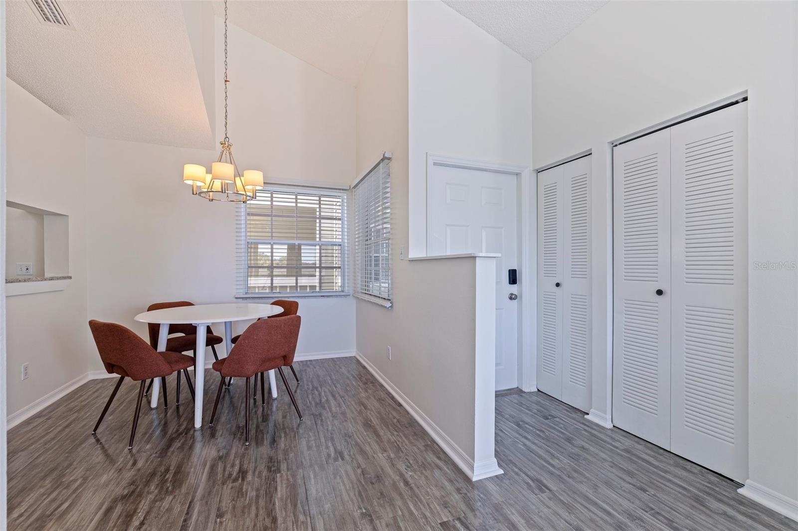Image 11 of 30 For 6826 Stones Throw Circle N 11308