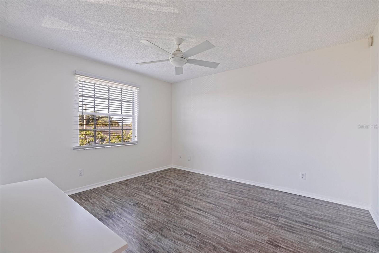 Image 15 of 30 For 6826 Stones Throw Circle N 11308