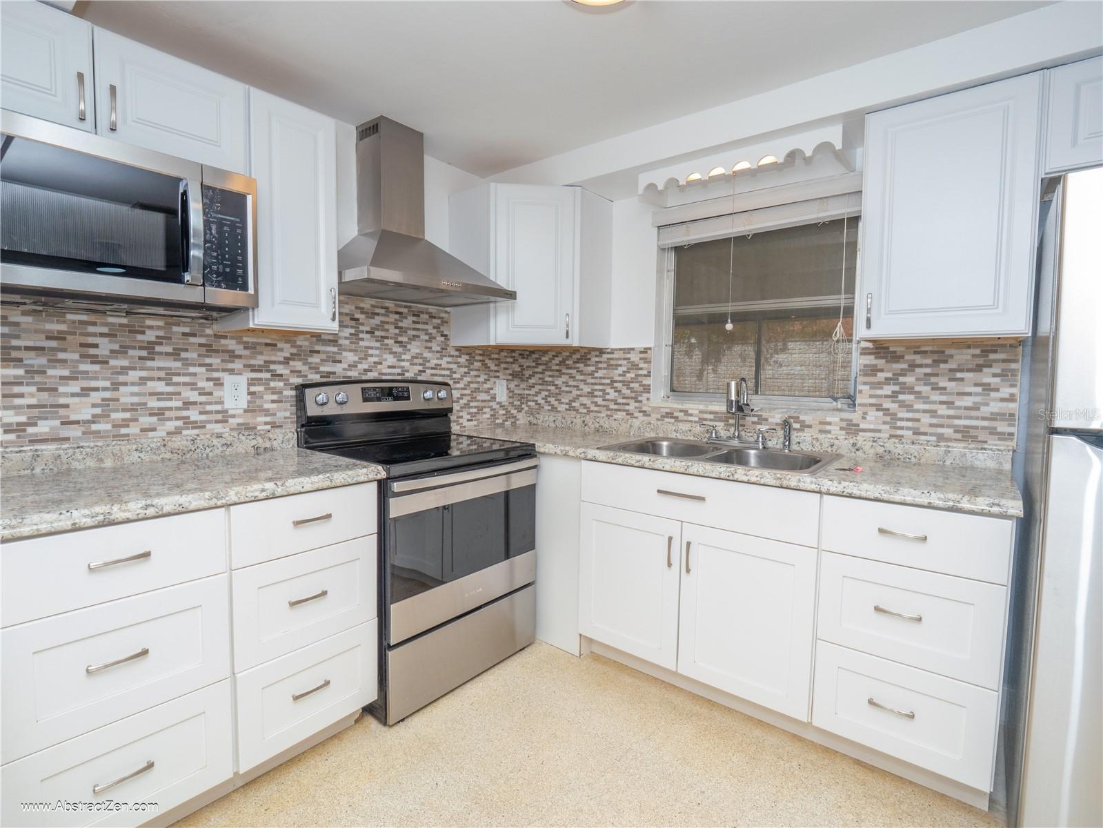 Image 10 of 37 For 3421 Cantrell Street