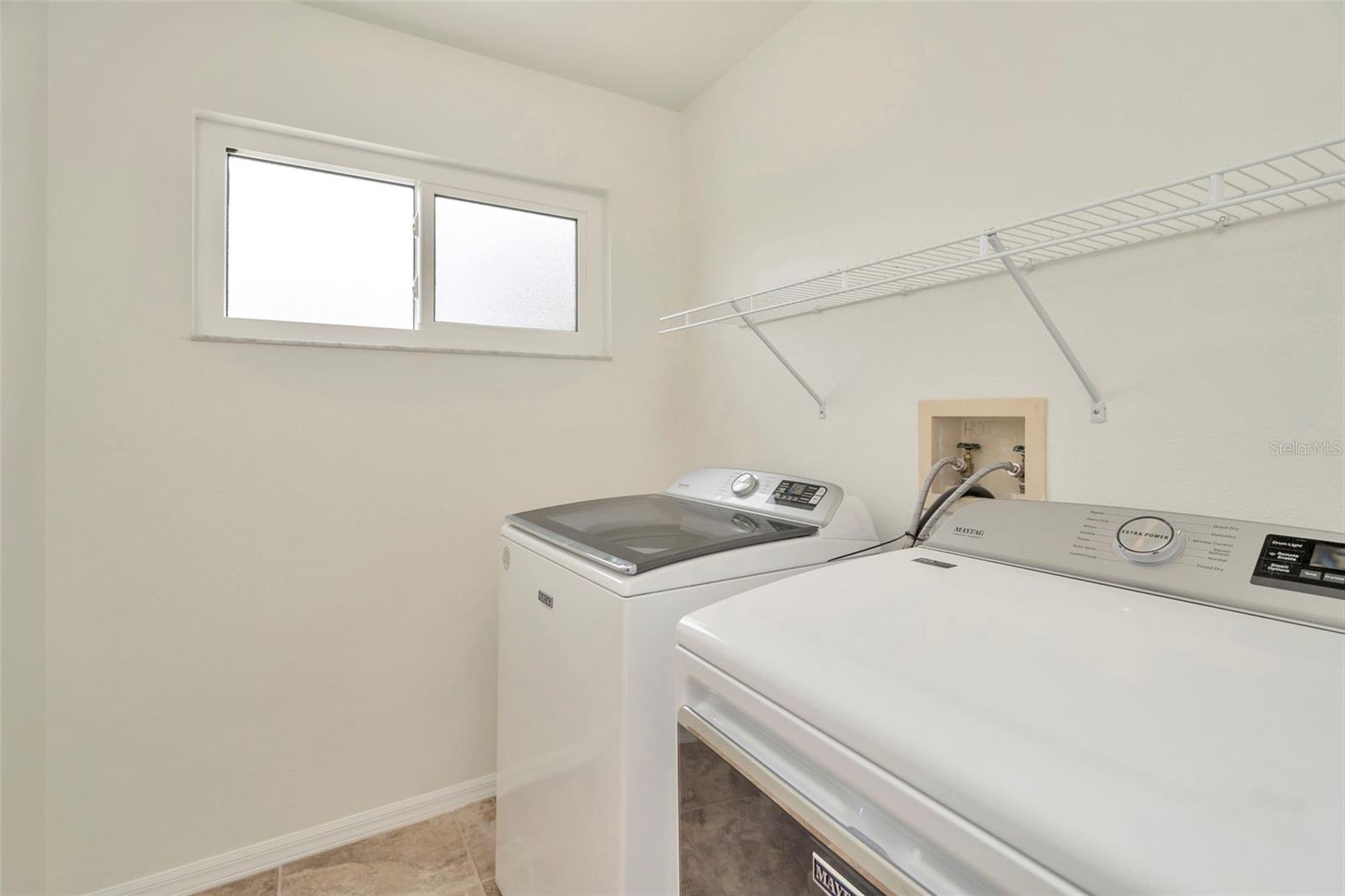 Image 21 of 43 For 1734 Mapleleaf Boulevard