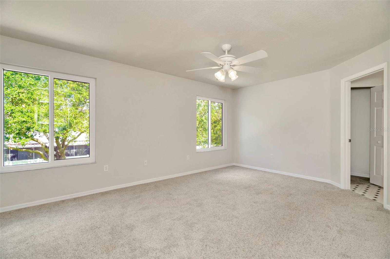 Image 22 of 43 For 1734 Mapleleaf Boulevard
