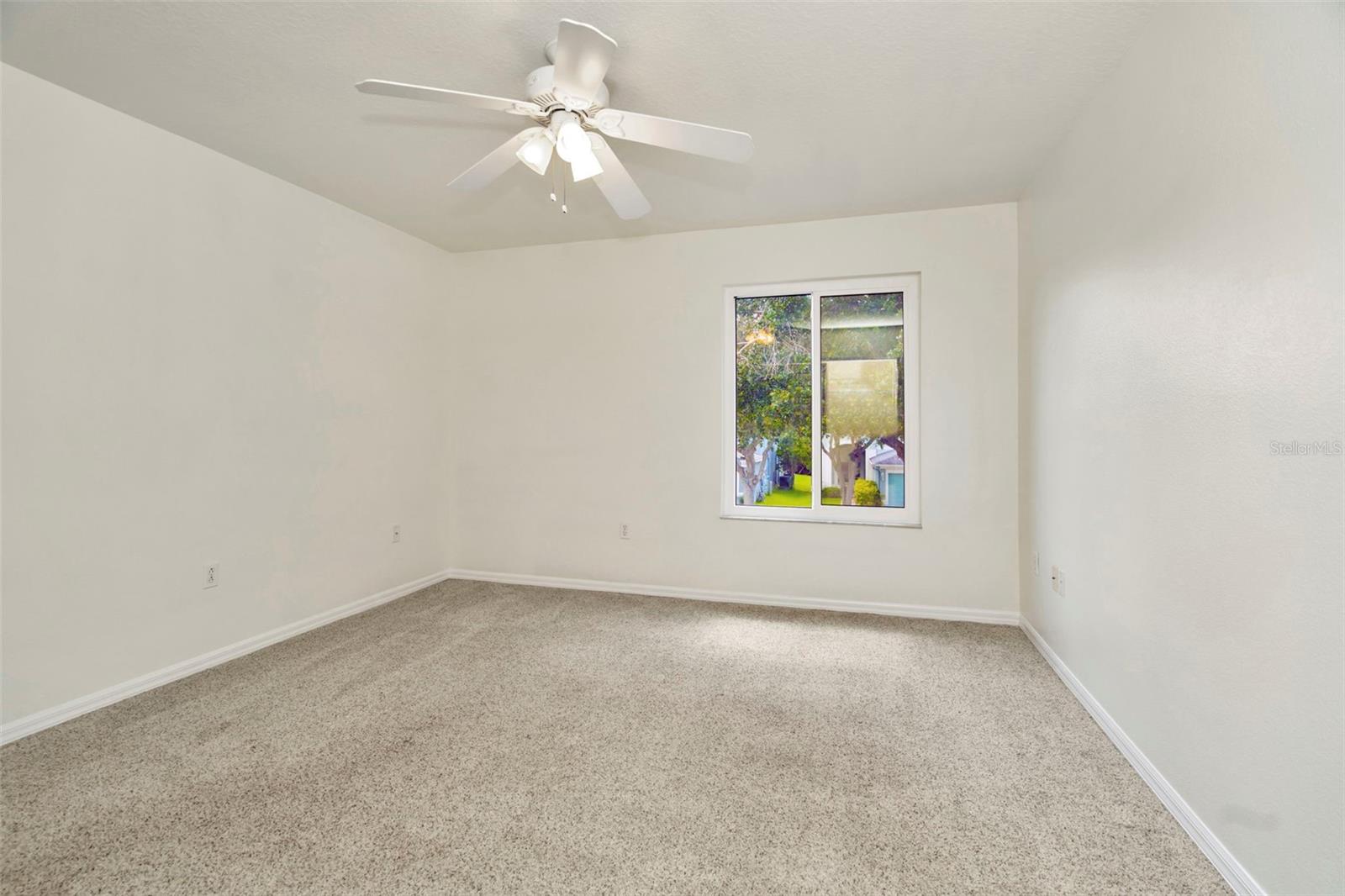 Image 29 of 43 For 1734 Mapleleaf Boulevard