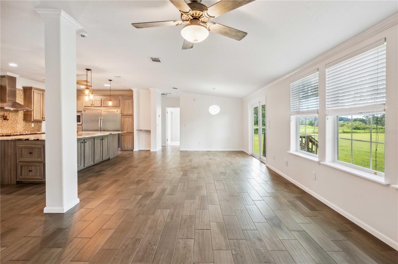 Image 10 of 26 For 6728 Sutton Oaks Lane
