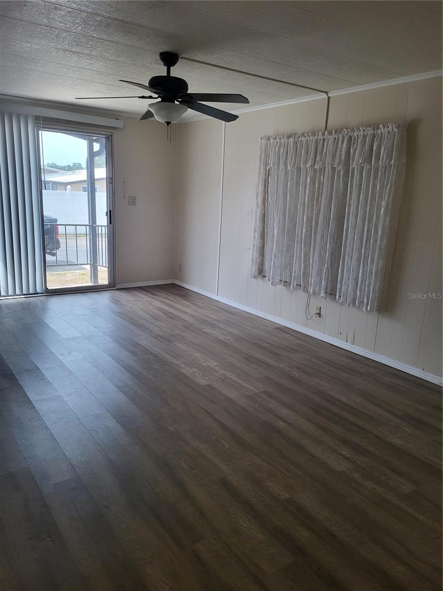 Image 2 of 20 For 12240 Seminole Boulevard 12