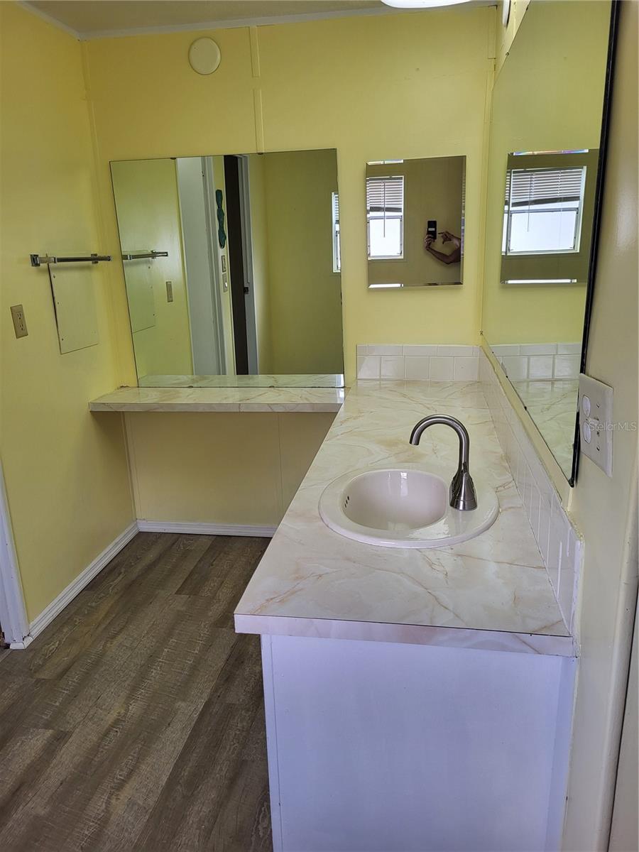 Image 4 of 20 For 12240 Seminole Boulevard 12