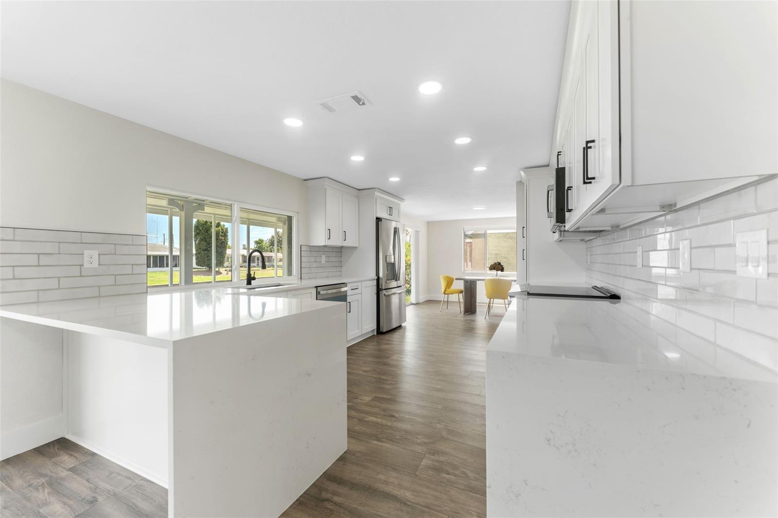 Image 11 of 34 For 4016 Grayton Drive