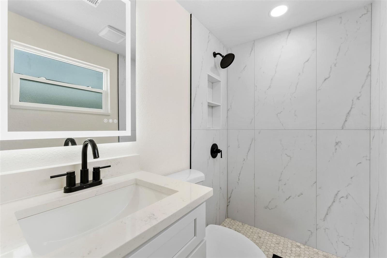 Image 19 of 34 For 4016 Grayton Drive