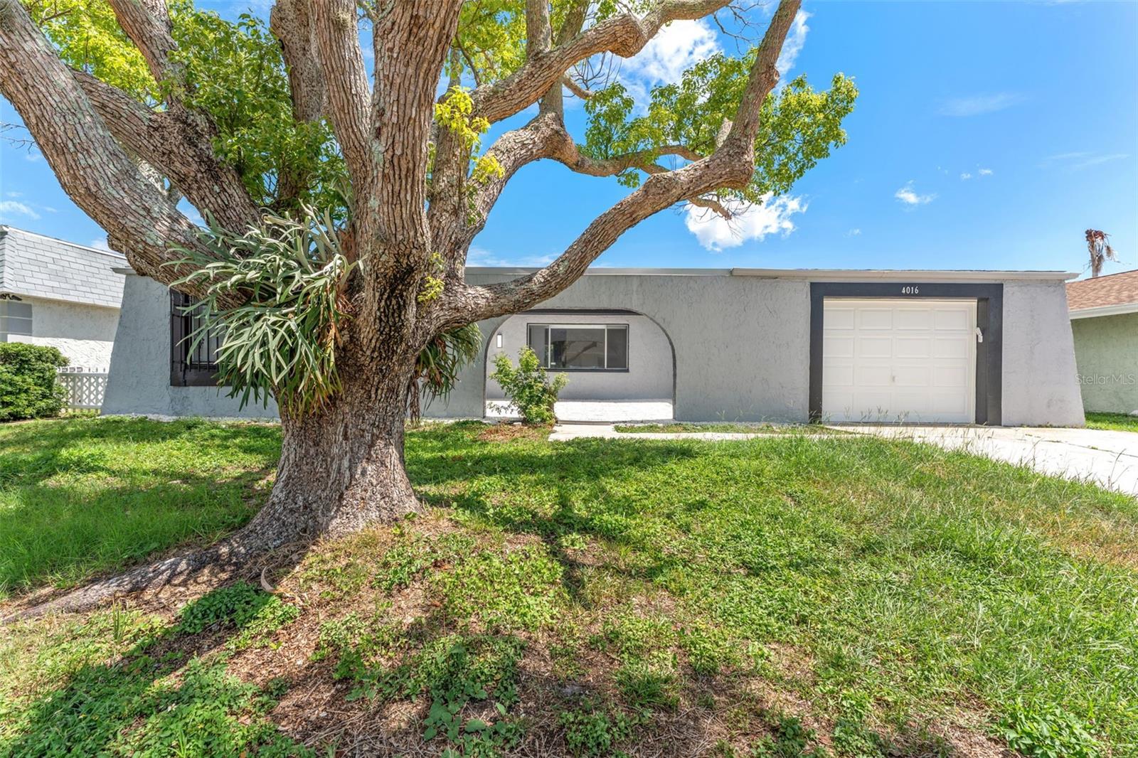 Image 4 of 34 For 4016 Grayton Drive