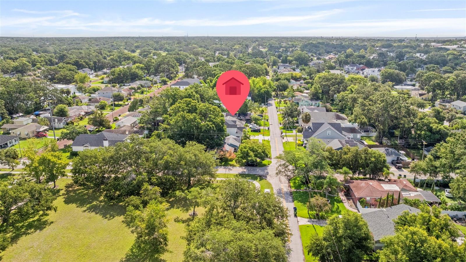 Listing photo id 57 for 919 Adalee Street