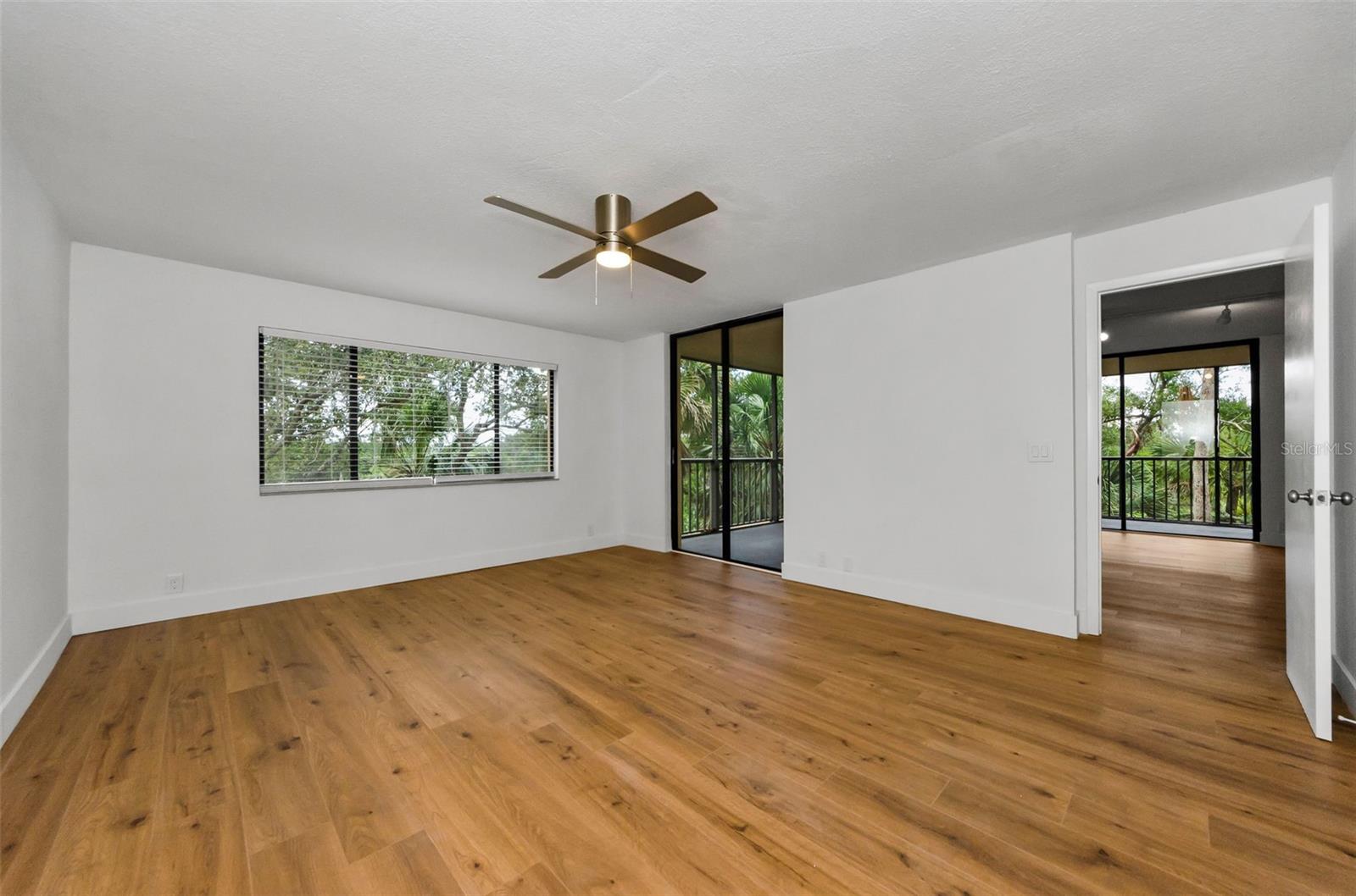 Image 21 of 44 For 3062 Eastland Boulevard 308
