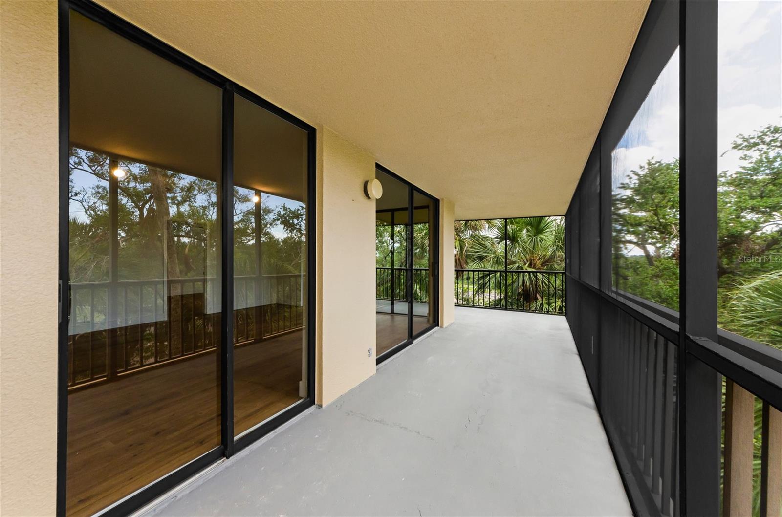 Image 28 of 44 For 3062 Eastland Boulevard 308