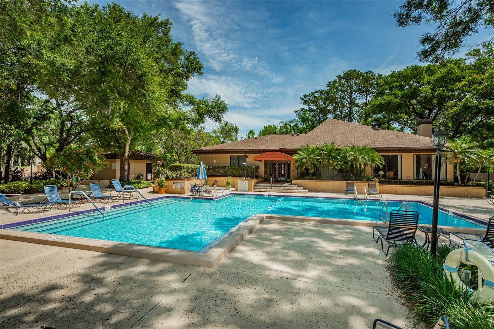 Image 41 of 44 For 3062 Eastland Boulevard 308