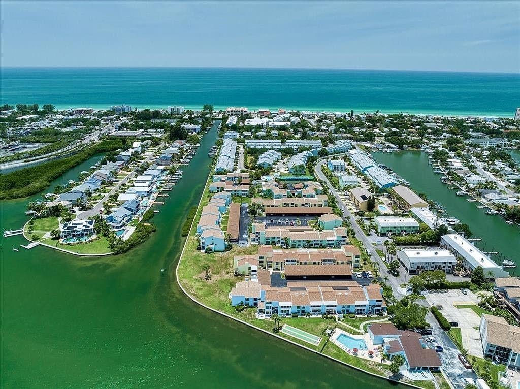 Details for 1 Windrush Boulevard 84, INDIAN ROCKS BEACH, FL 33785