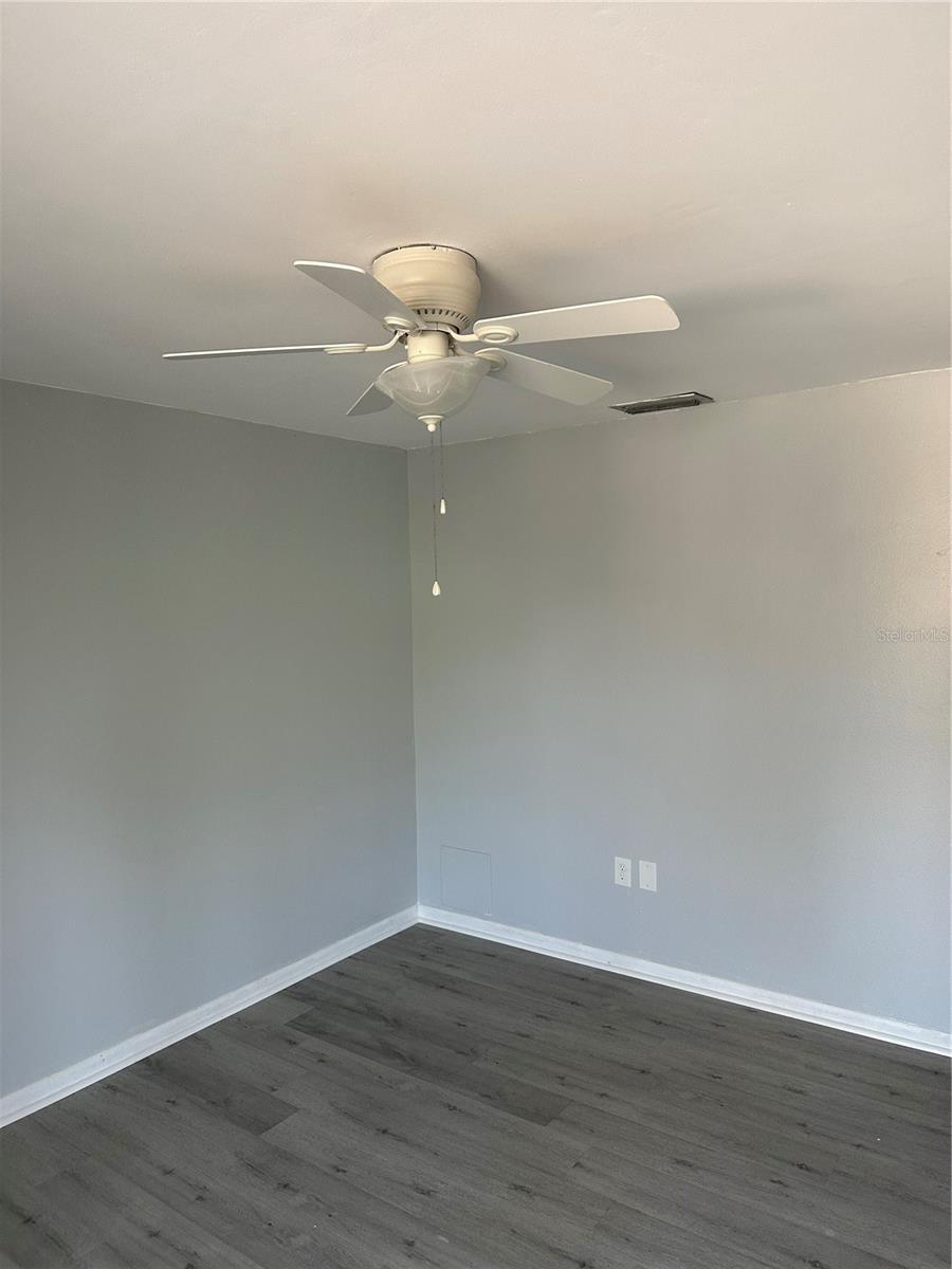 Image 10 of 21 For 1 Windrush Boulevard 84
