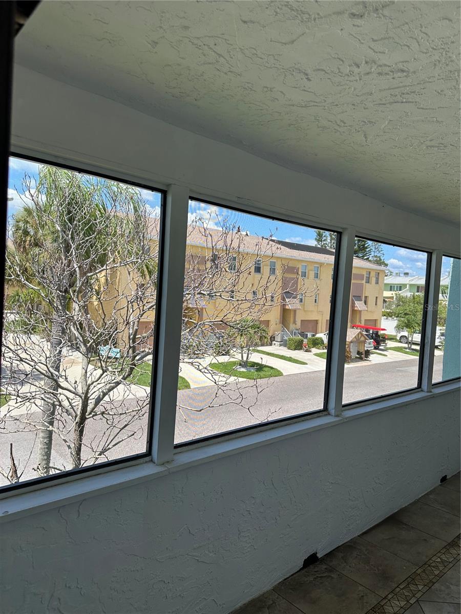 Image 18 of 21 For 1 Windrush Boulevard 84