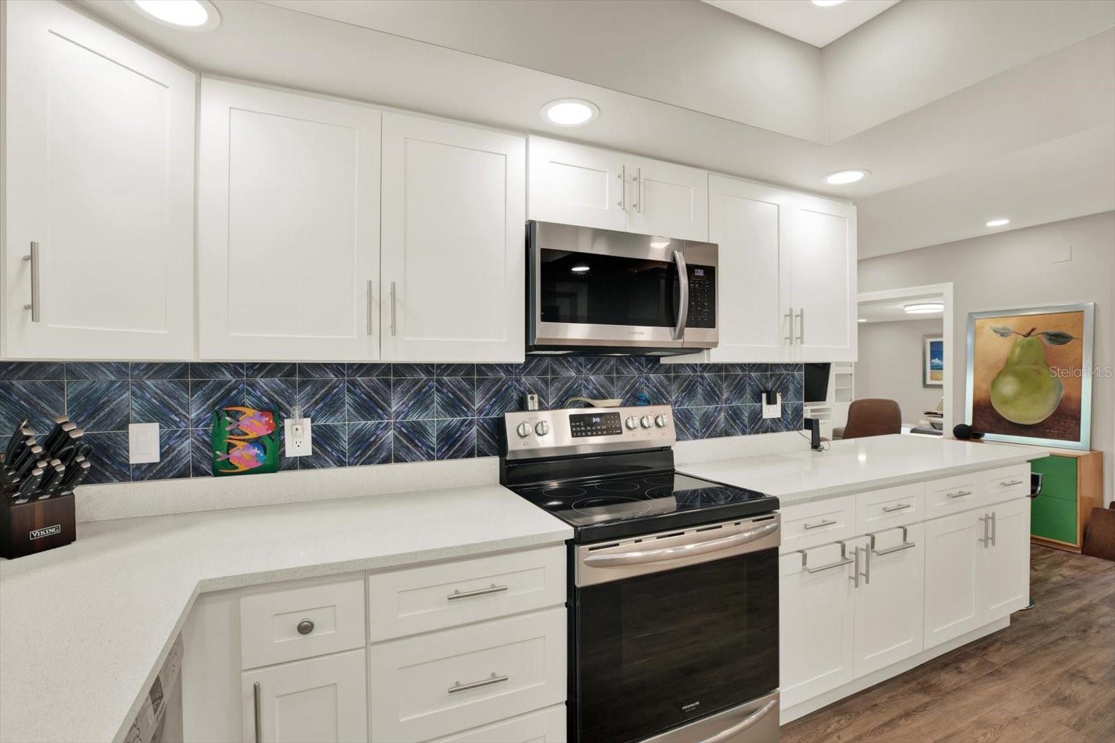 Image 12 of 31 For 1235 Brookside Drive