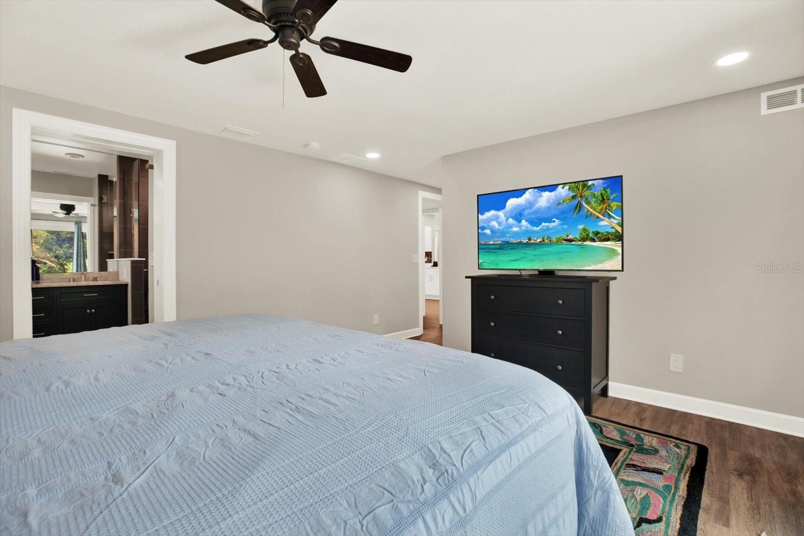 Image 14 of 31 For 1235 Brookside Drive