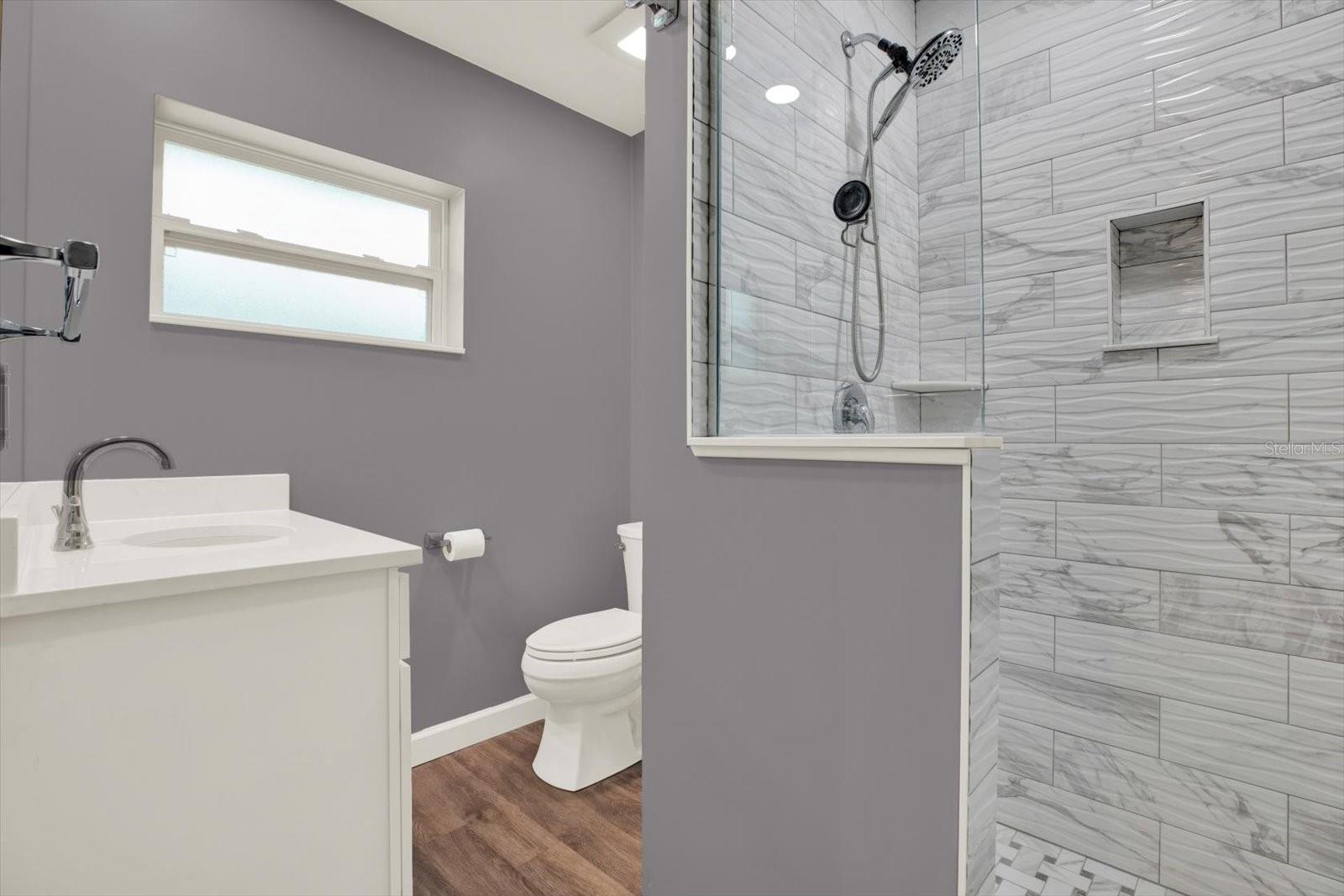 Image 21 of 31 For 1235 Brookside Drive