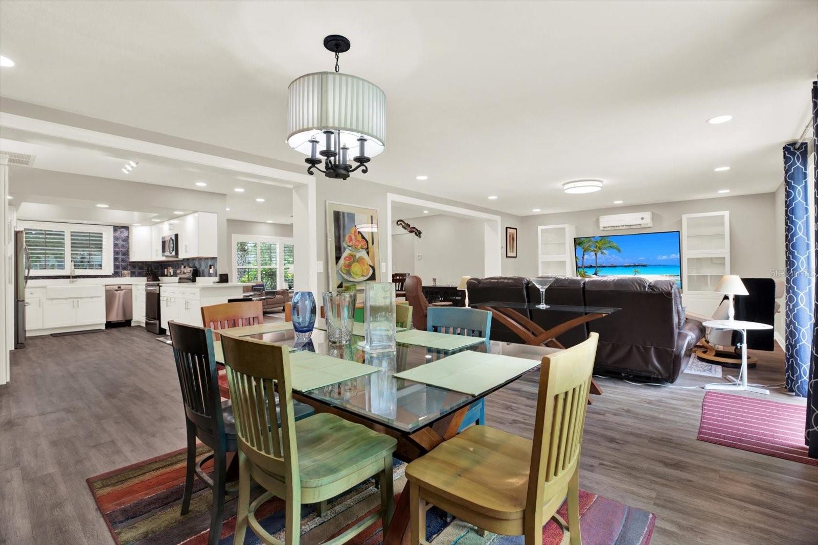 Image 9 of 31 For 1235 Brookside Drive