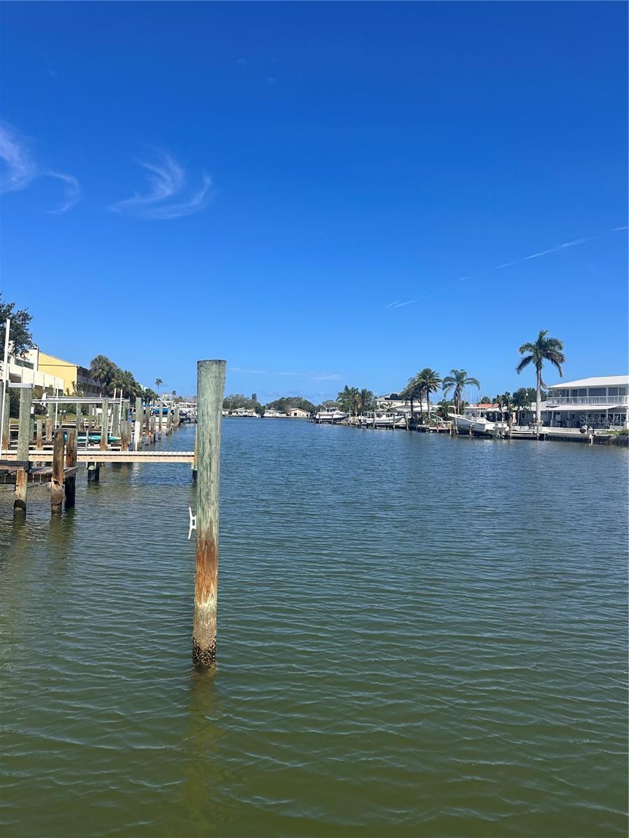 Image 7 of 27 For 326 Windrush Boulevard 103