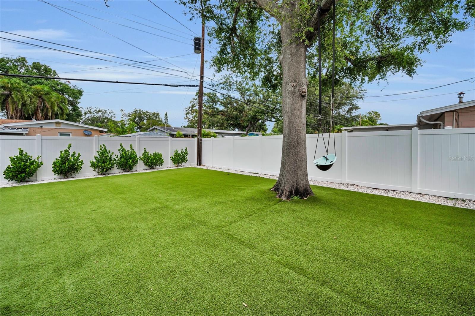 Image 33 of 36 For 1557 77th Avenue N