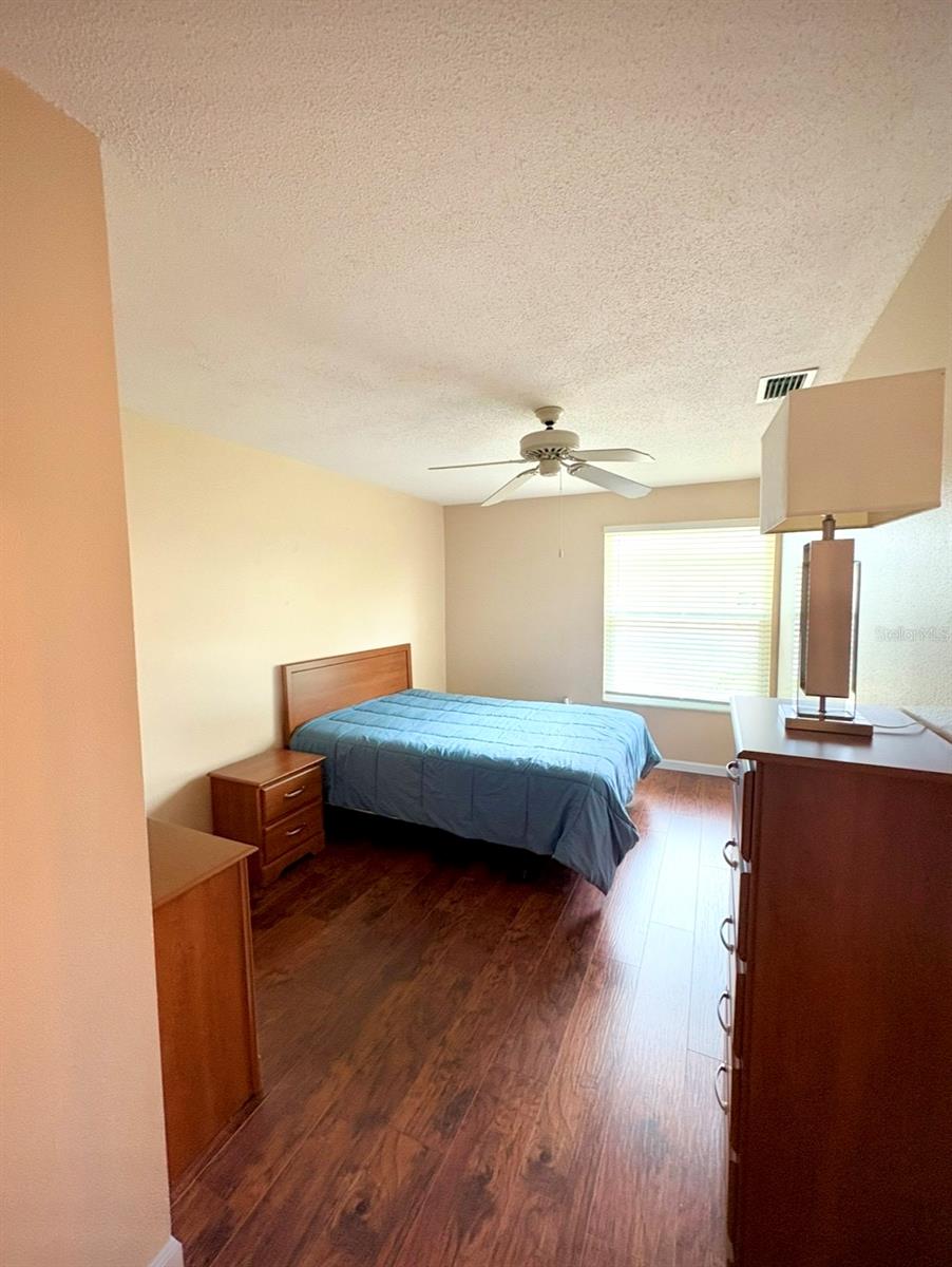 Listing photo id 8 for 4355 Tahitian Gardens Circle D