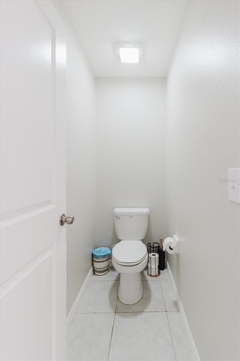 Image 24 of 48 For 17156 Yellow Pine Street