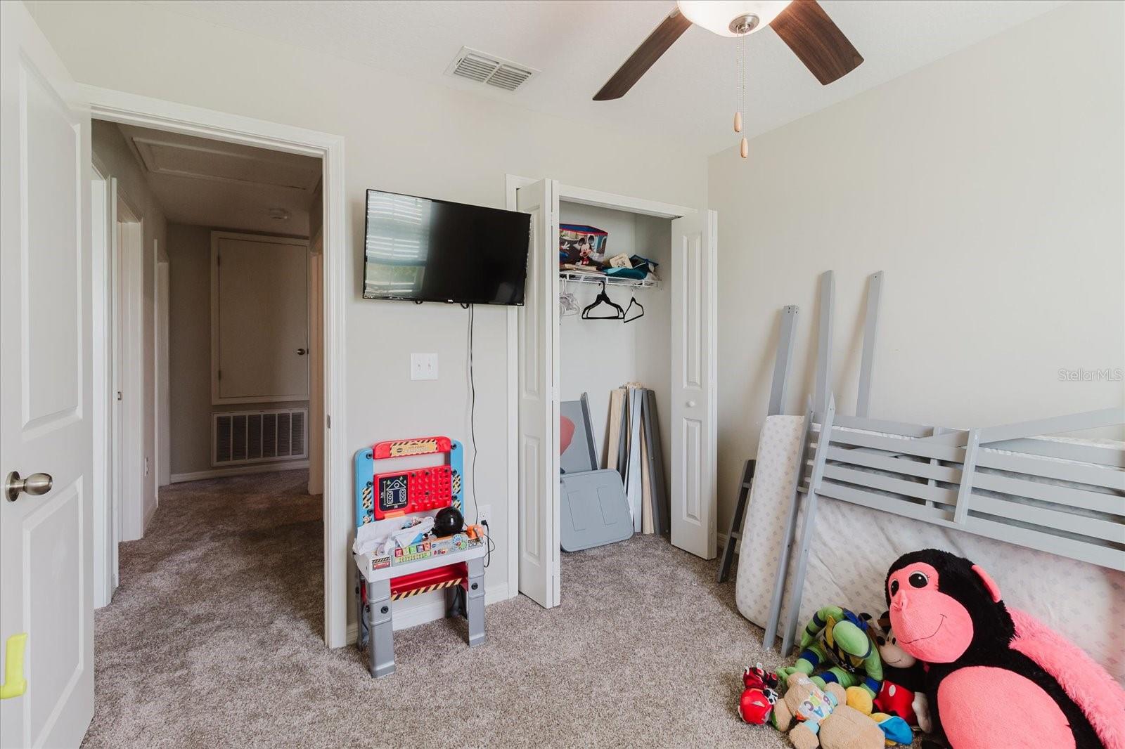 Image 35 of 48 For 17156 Yellow Pine Street