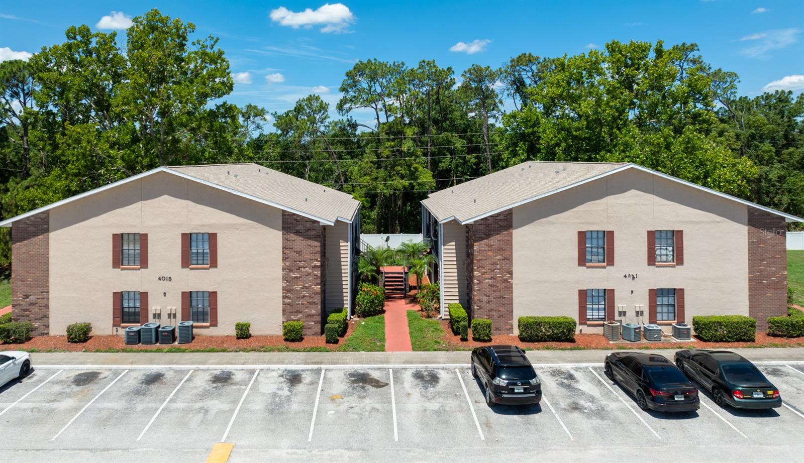 Image 3 of 23 For 4015 My Lady Lane 7